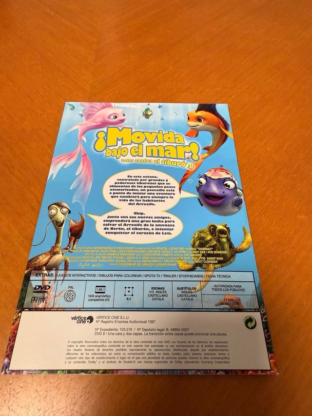 Movida bajo el mar DVD