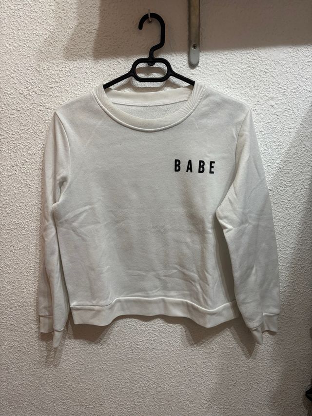 Sudadera BABE blanca