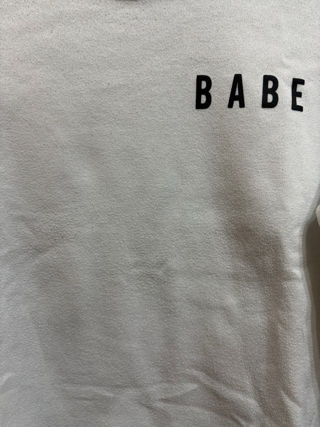 Sudadera BABE blanca