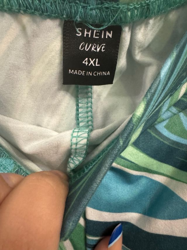 Pantalón estampado verde flare