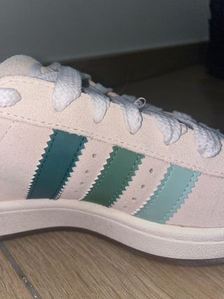 Adidas Campus Beige/Verde Casi Nuevas, buena tela