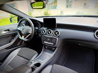 Mercedes-Benz Clase A A 200 d AMG Line