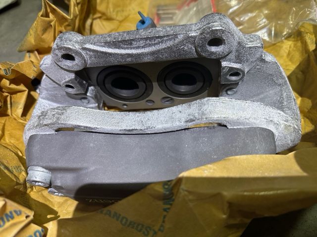 Pinza Freno 4 Pistones Mercedes-Benz