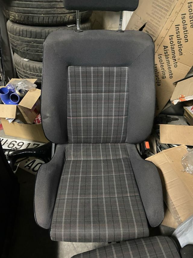 Asientos Golf MK2 GTI 5 puertas