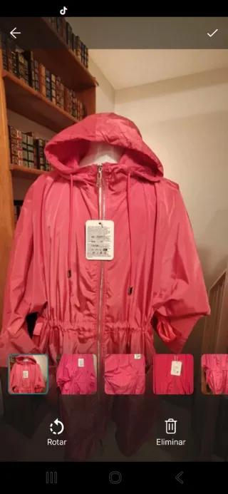Chaqueta cortavientos rosa sin estrenar