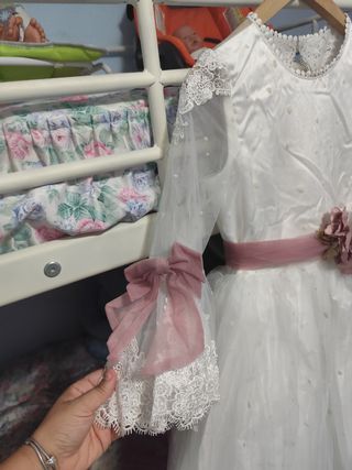 Vestido de comunión blanco y rosa