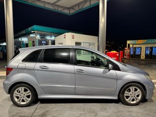 Mercedes-Benz B200 2006