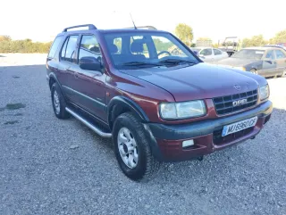 Opel Frontera 2002
