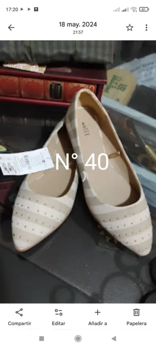 Zapatos planos  beige rayas tachuelas talla 40