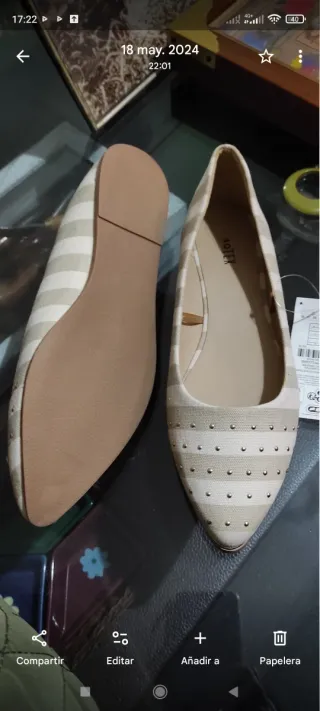 Zapatos planos  beige rayas tachuelas talla 40