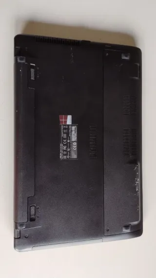 Portátil Asus X552L