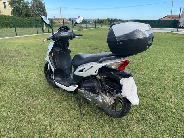 Sym Symphony 125cc Scooter Blanco