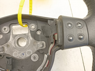 VOLANTE SEAT LEON (1P1) Sport | 05.05 - 12.07 1P0