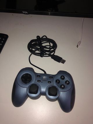 Mando Logitech Rumblepad 2 USB