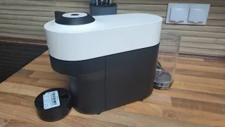 Cafetera Nespresso Vertuo Blanca