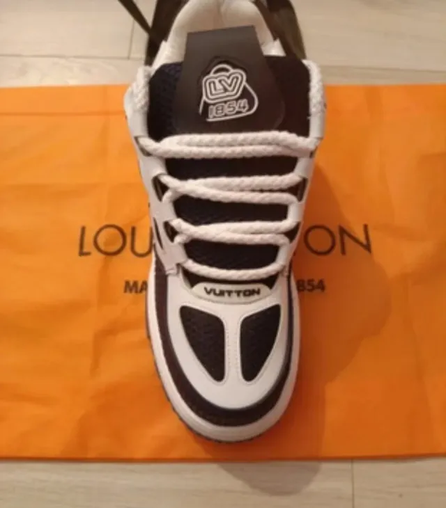 Zapatillas Louis Vuitton Skate Negra Blanca