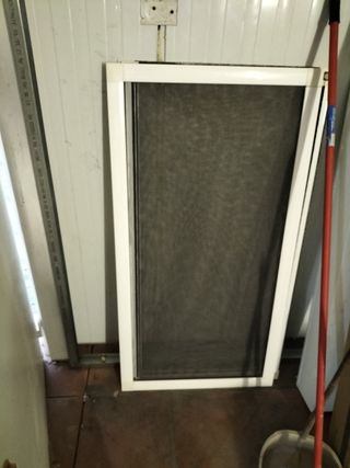  3 Ventanas de aluminio comoletas y mosquitera