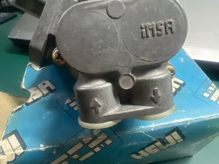 Bomba Combustible Perkins AK087 8110