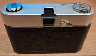 Cámara Werlisa Color con funda y flax