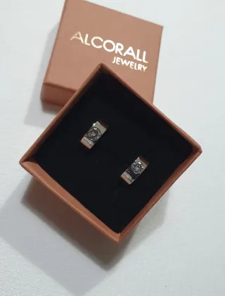 Pendientes ORO BLANCO Y SWAROVSKIS 