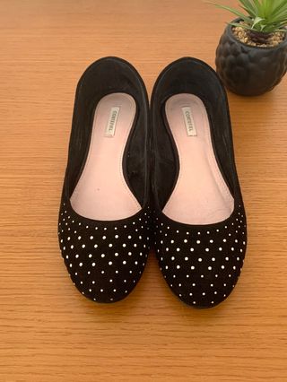 Bailarinas ante Cortefiel. Talla 40