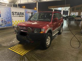 Mitsubishi Montero 2001