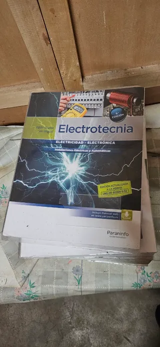 Electrotecnia: Ciclos formativos Grado medio