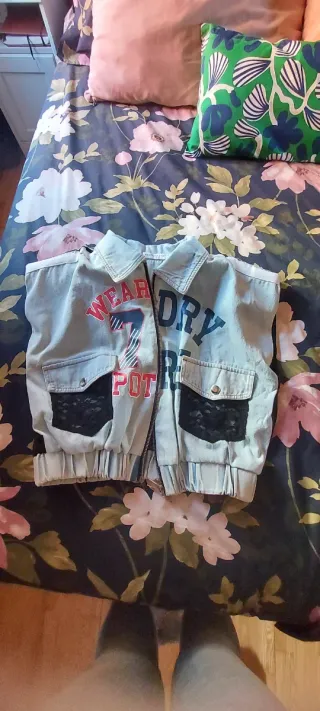 Chaleco vaquero con detalles
