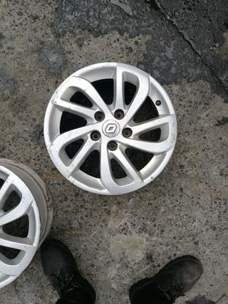 Llantas de aluminio Renault