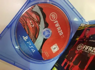 Juegos PS4: FIFA 20, 18  y Star Wars