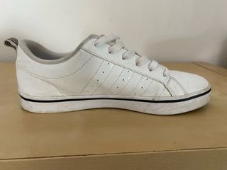Zapatillas Adidas Blancas y Negras