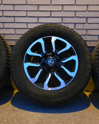 Llantas 18 Toyota Hilux / Land Cruiser