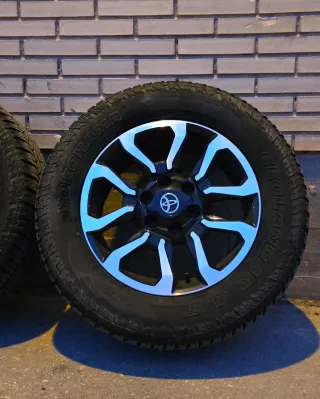 Llantas 18 Toyota Hilux / Land Cruiser