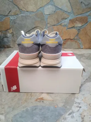 New Balance 574 Beige y Azul