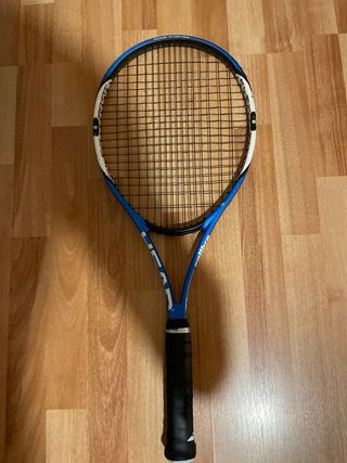 Bolsa de tenis WILSON y raqueta tenis HEAD