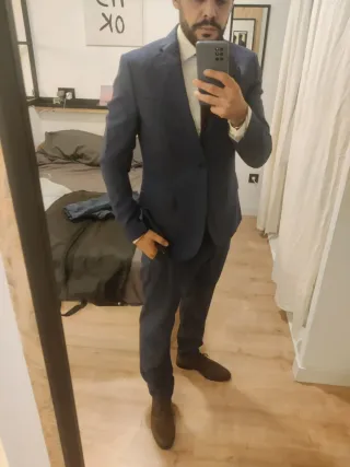 Traje de hombre azul