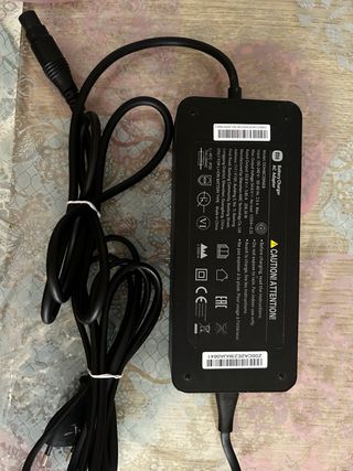 Cargador Original Xiaomi Scooter 4 Pro Plus