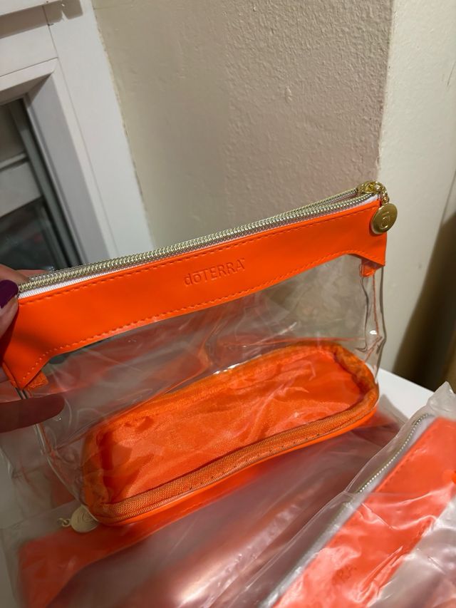 Neceser Doterra Naranja Viaje