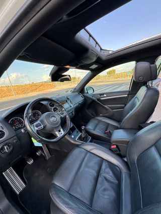 VOLKSWAGEN TIGUAN 2.0TDI R-LINE 