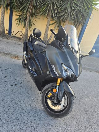 Yamaha TMAX 530 