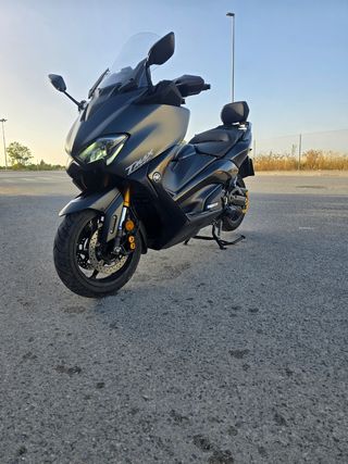 Yamaha TMAX 530 