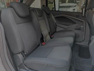 Ford Grand C-MAX 2012