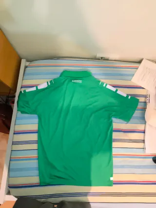 Camiseta deportiva Lacoste verde manga corta