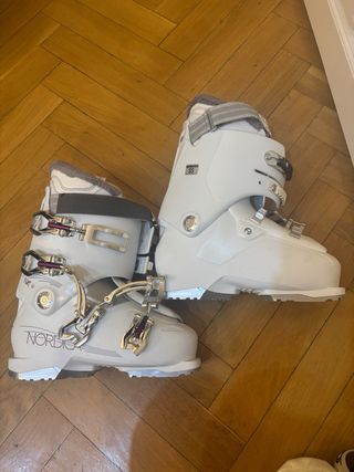 Botas de esquí mujer Nórdica 275mm