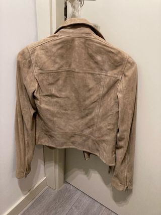 Chaqueta AllSaints Dalby ante beige