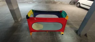 Cuna de viaje plegable