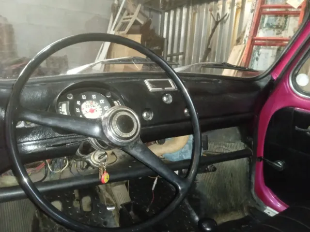 SEAT 600 y FORD SIERRA 2.0