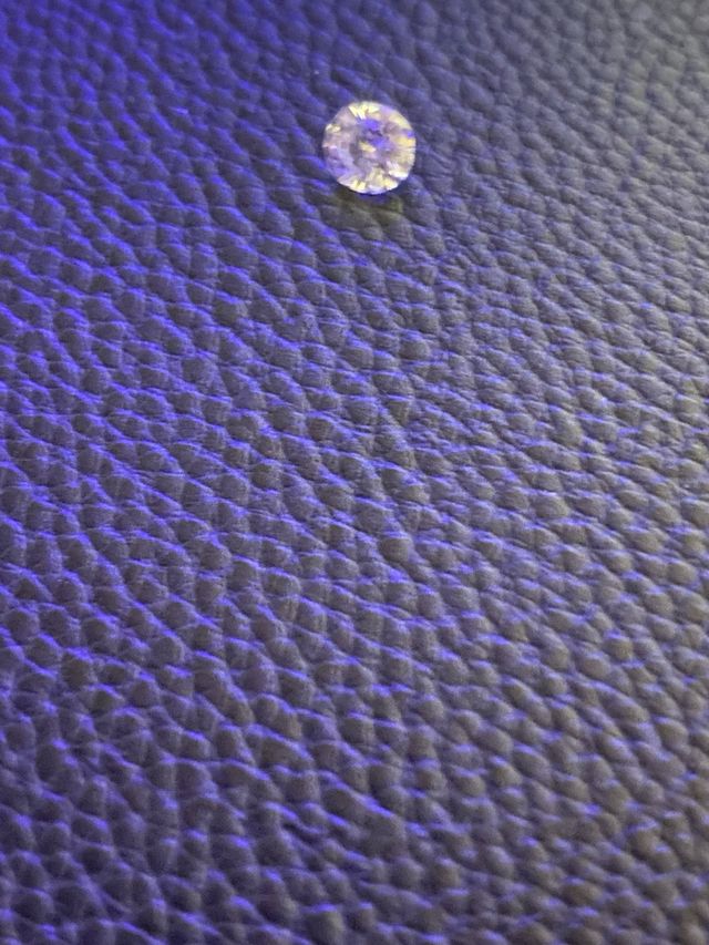 Diamante 0.60ct Certificato