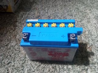 Batería Yuasa YB4L-B, como nueva 