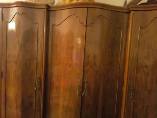 Dormitorio antiguo madera y metal